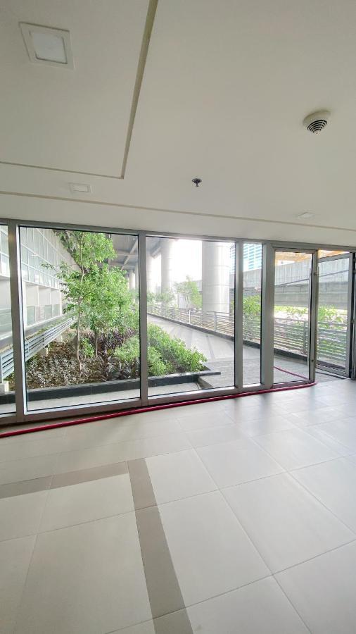 Cozy And Classy Studio Across Airport Terminal 3 Pasay Exteriör bild